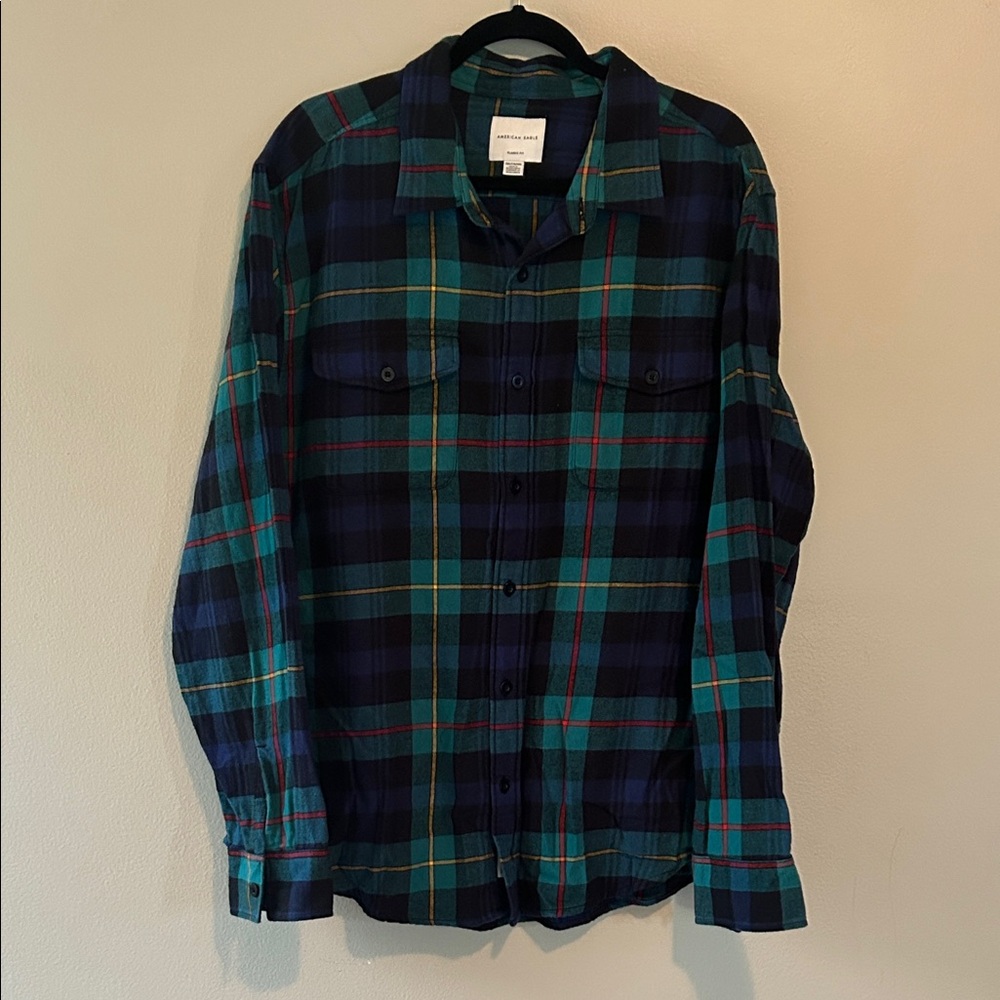 American Eagle Outfitters Blue and Green Plaid Casual Button Down Shirt